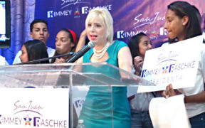 La exsenadora, Kimmey Raschke anunció el domingo su aspiración en la primaria a llevarse a cabo el 8 de junio para ser la presidenta del Partido Nuevo Progresista (PNP) en San Juan y ser electa como la próxima alcaldesa de la Ciudad Capital en el 2016. (Foto/CyberNews)