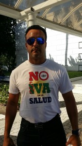 03-03-15 camiseta no iva salud