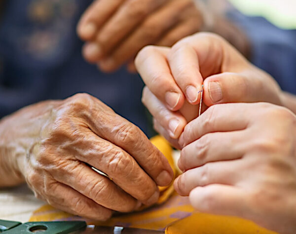 Los Beneficios De La Terapia Ocupacional Para Los Adultos Mayores