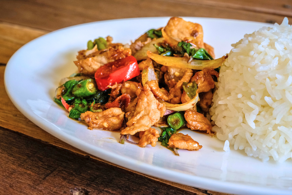Stir Fry de cerdo con curry y habichuelas verdes