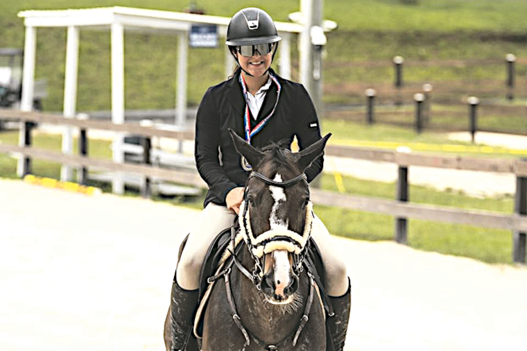 Gabriela Sofía Reyes Colón está representando a Puerto Rico en el prestigioso World Equestrian Center Ocala Summer Series 5 CSI3 International Derby. (Foto/Suministrada)